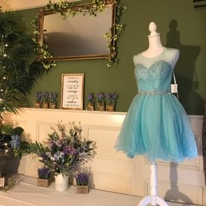 Short Teal Baby doll party prom dress with tulle bottom